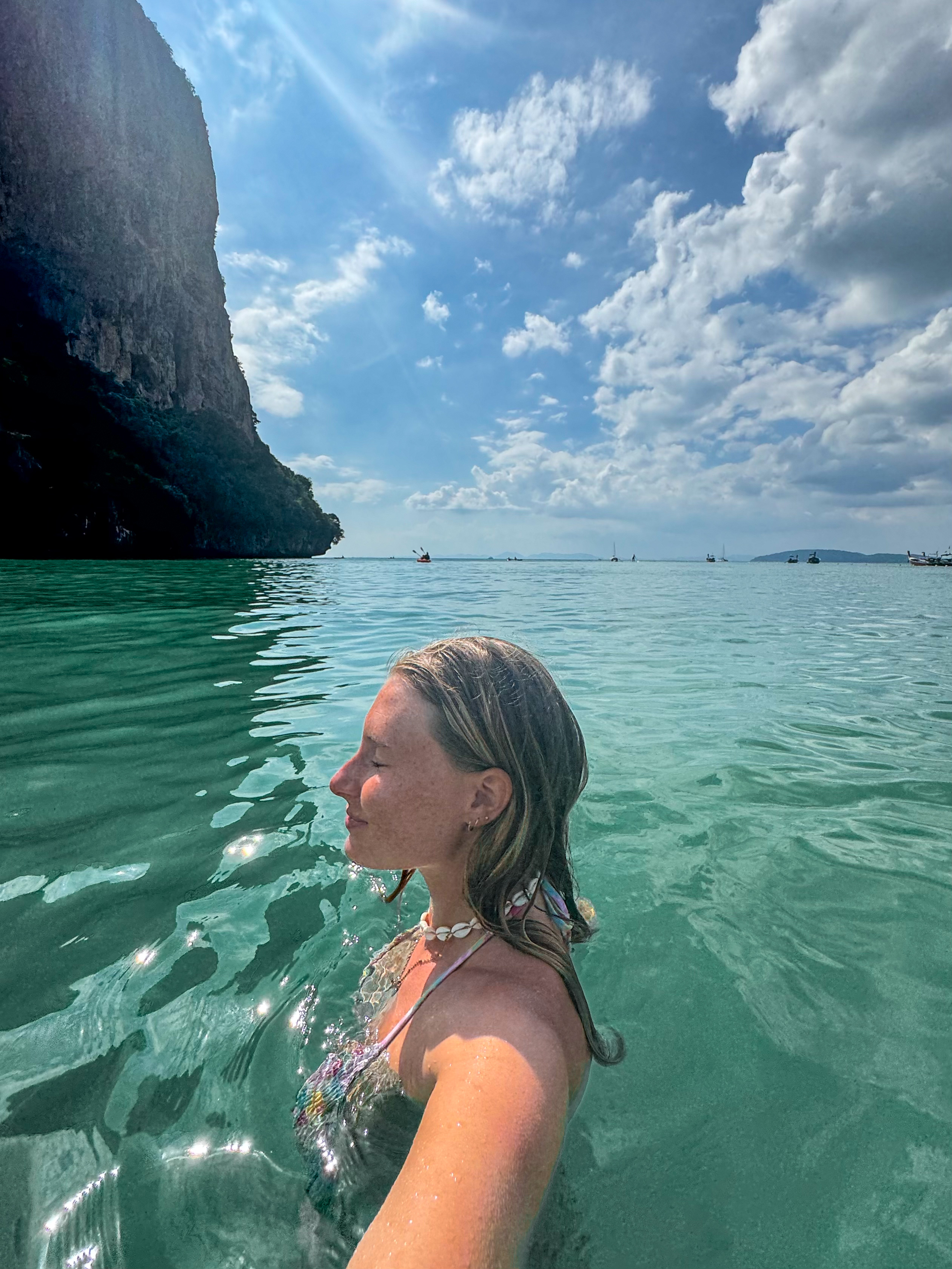 Emily Victoria travels backpacking south east asia in railay beach thailand